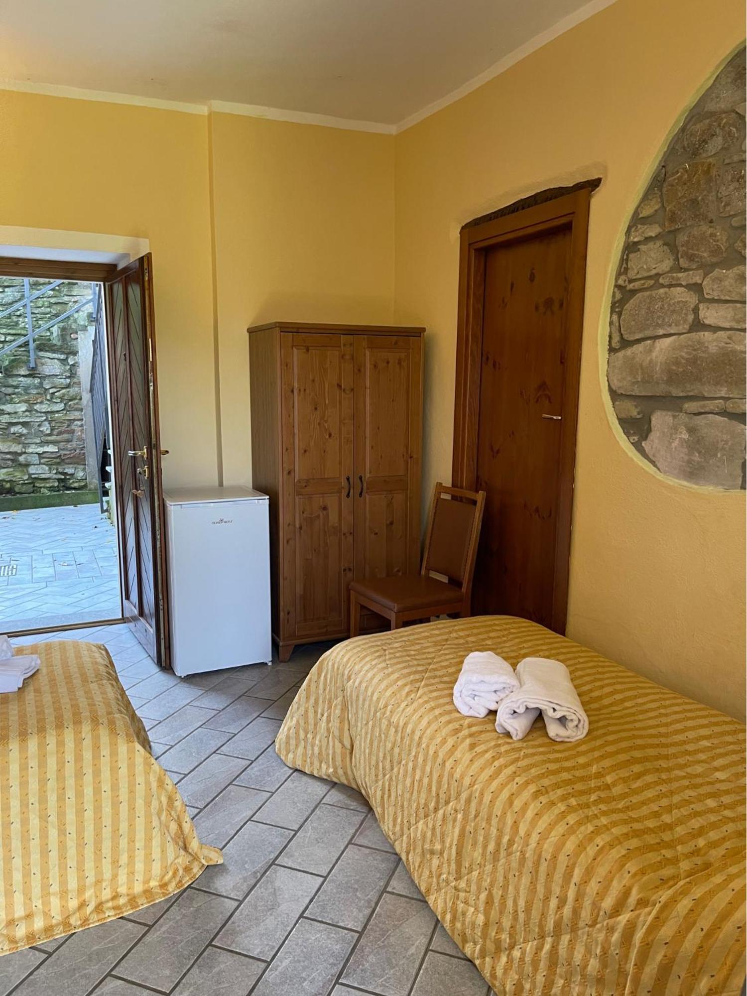 Agriturismo Gallo Cortemilia Exterior foto