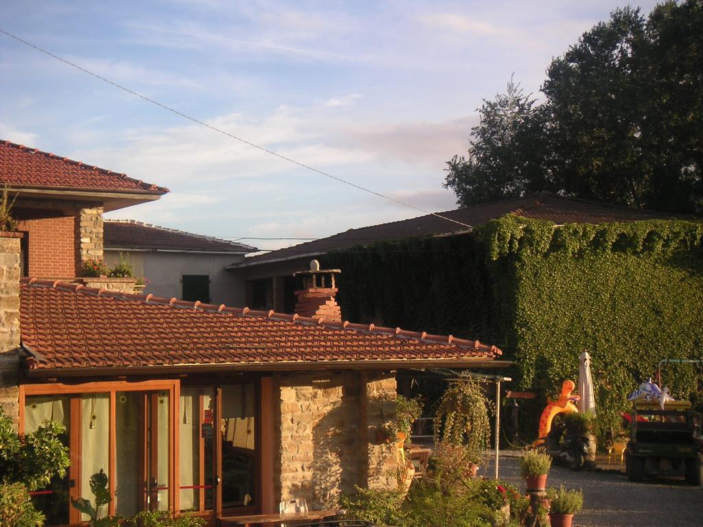 Agriturismo Gallo Cortemilia Exterior foto